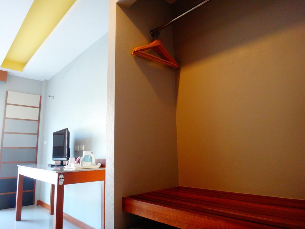 Phangan Pearl Hostel Хаад Рин Экстерьер фото