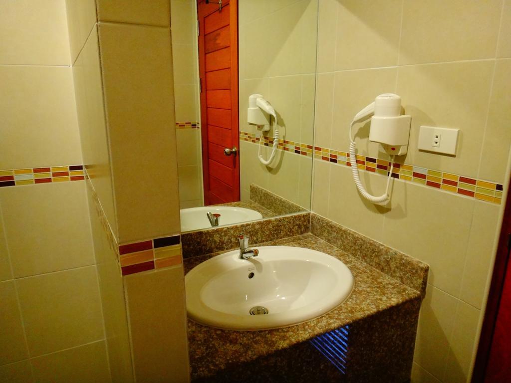 Phangan Pearl Hostel Хаад Рин Номер фото