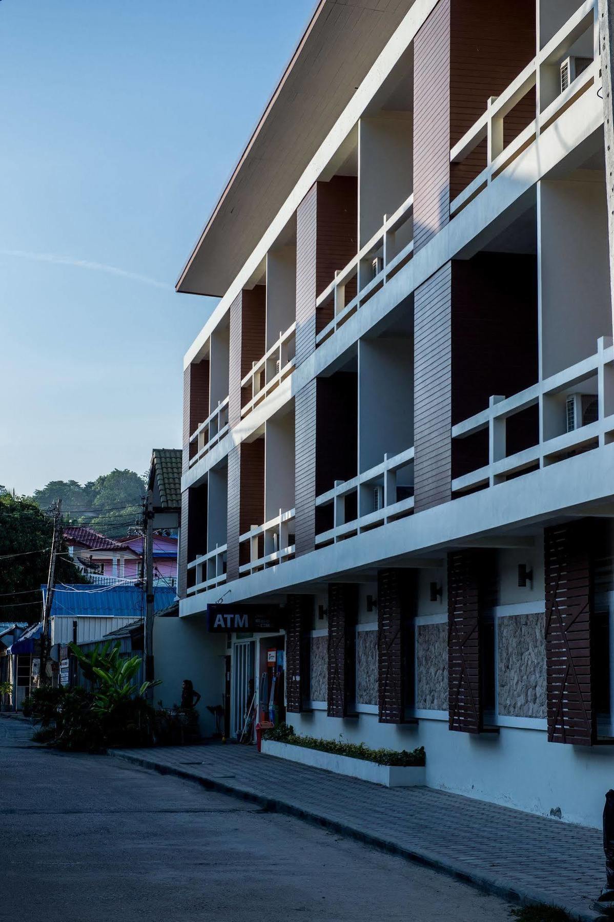 Phangan Pearl Hostel Хаад Рин Экстерьер фото